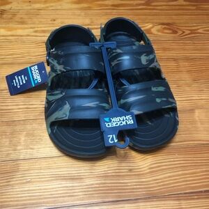 Men’s Sip On Sandals Dual Band Removable Adjustable Hell Strap Camo Green. 12